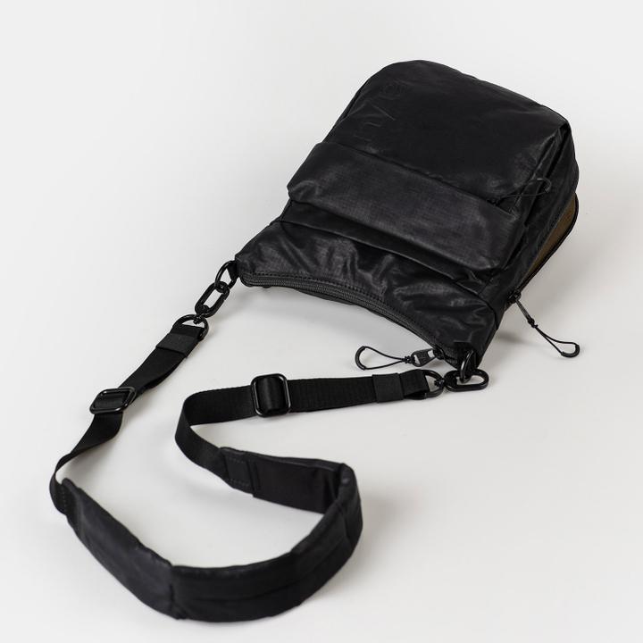 Daniel Ray Aunts & Uncles Yura Shoulderbag Black