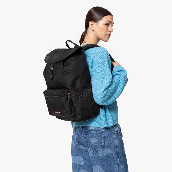 Daniel Ray Eastpak Bazego Powr Black