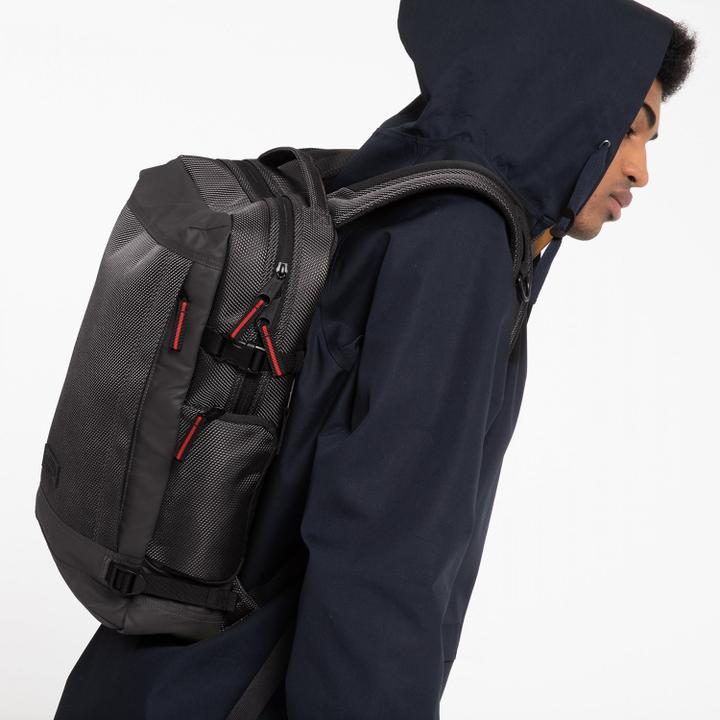 Daniel Ray Eastpak CNNCT Tecum M Accent Grey