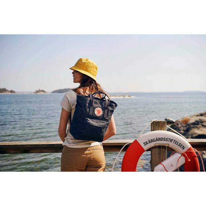 Daniel Ray Fjallraven Kanken Totepack Frost Green