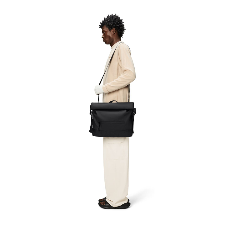Daniel Ray Rains Trail Rolltop Messenger Bag Black