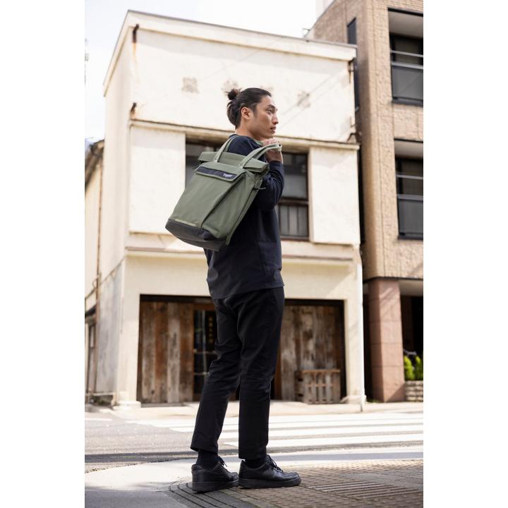 Daniel Ray Thule Paramount Tote 22L Soft Green