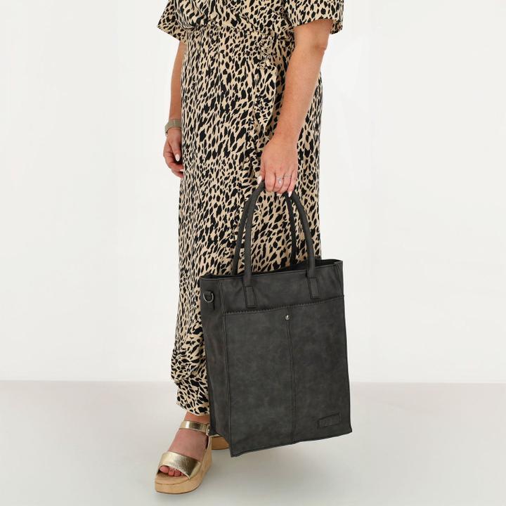 Daniel Ray Zebra Trends Cynthia Shopper Black