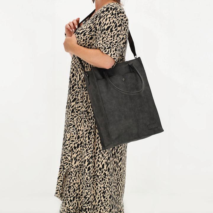Daniel Ray Zebra Trends Cynthia Shopper Black