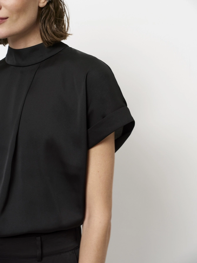 Dante 6 Hoge Hals Top Zwart