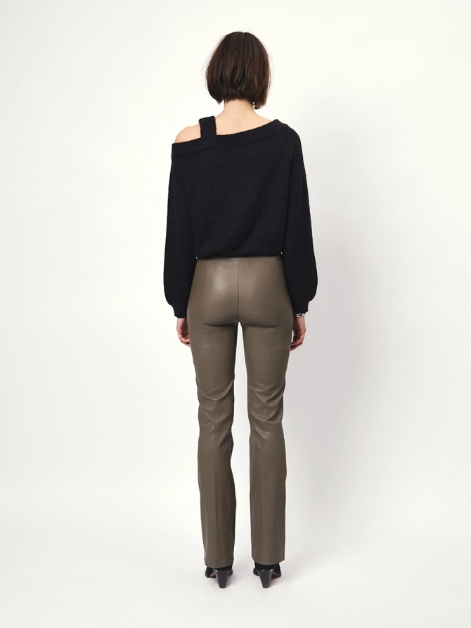 Dante 6 Off Shoulder Trui Zwart