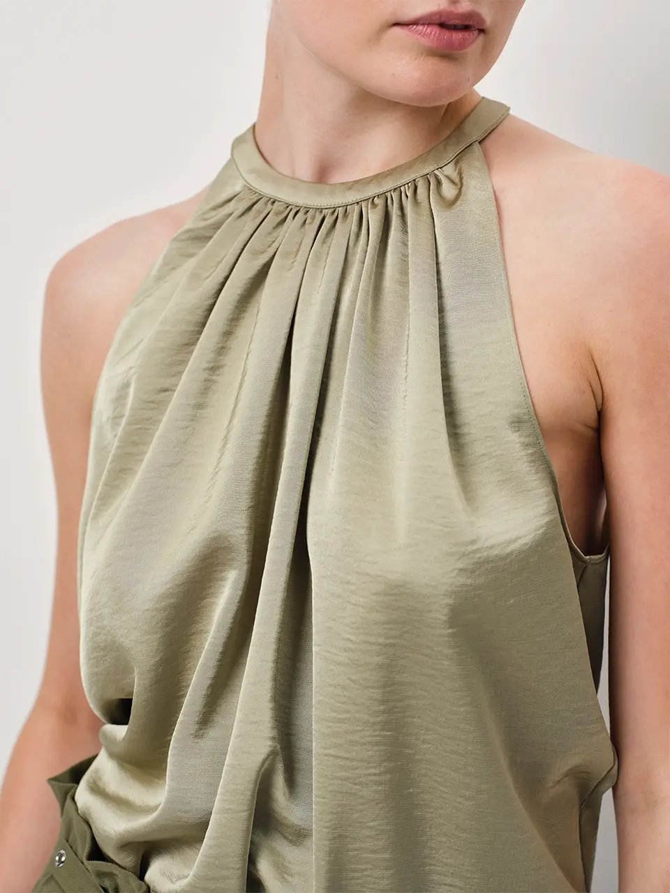 Dante 6 Satin-look Haltertop Groen