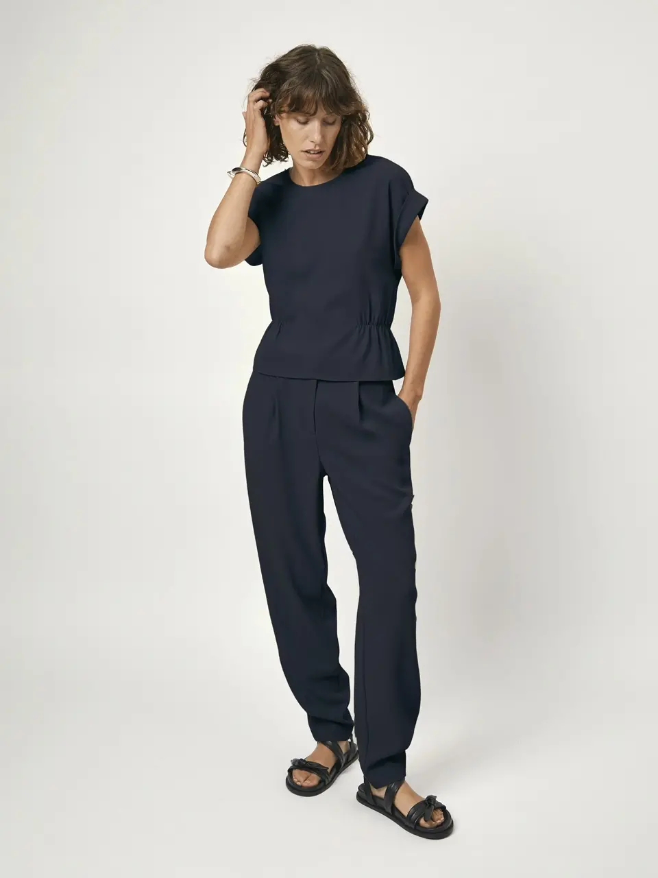 Dante 6 Top Met Rug Detail Donkerblauw