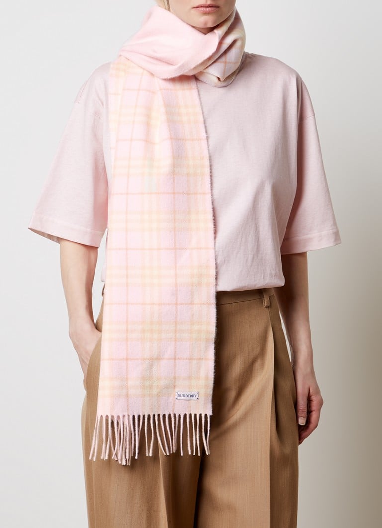 De Bijenkorf Burberry Lichtroze