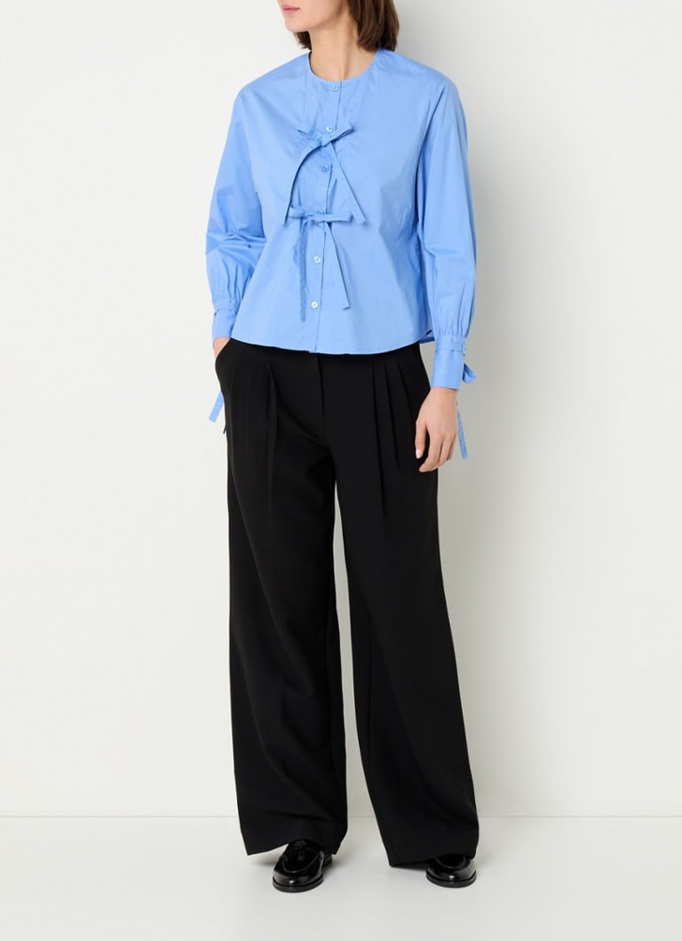 De Bijenkorf Claudia Sträter Blauw