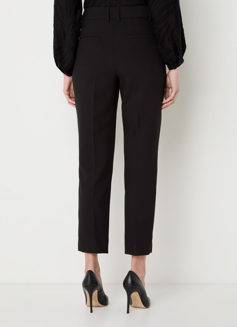 De Bijenkorf Claudia Sträter Zwart