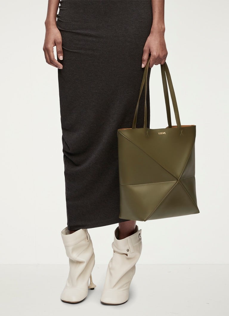 De Bijenkorf LOEWE Bronsgroen