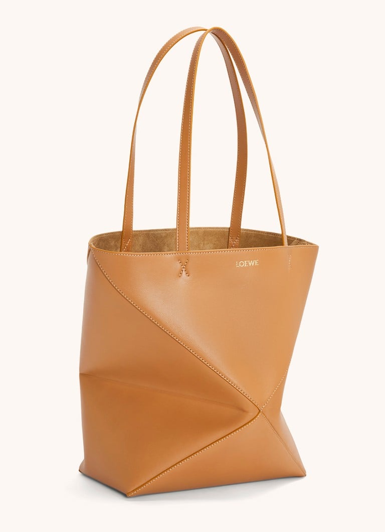 De Bijenkorf LOEWE Camel