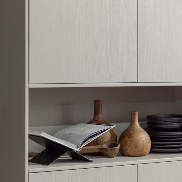 De Eekhoorn BROOK BOEKENSTANDAARD LIGGEND METAAL ZWART