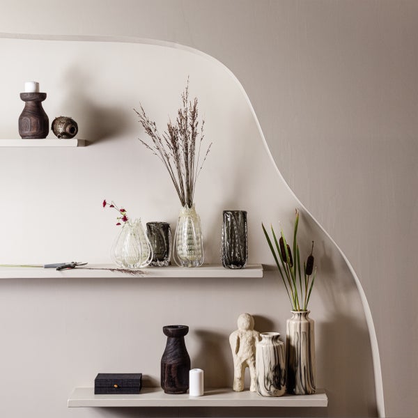 De Eekhoorn CROWN HANDGEVORMDE VAAS GLAS 30X12 CM OFF WHITE