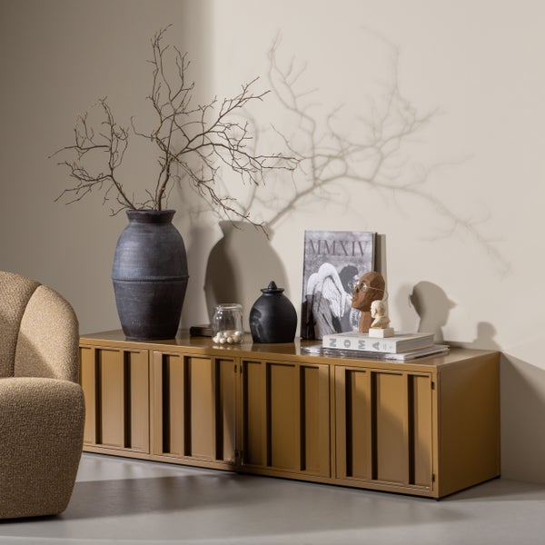 De Eekhoorn LEVEL TV MEUBEL METAAL HONINGGEEL 44X160 CM