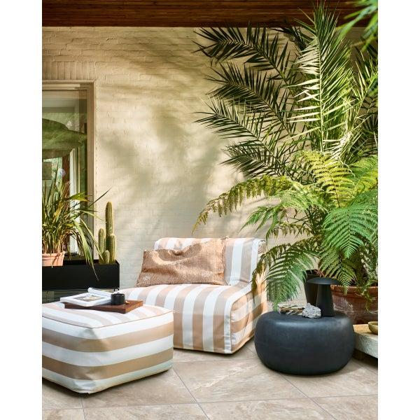 De Eekhoorn PEBBLE BIJZETTAFEL BETONLOOK ANTRACIET 31x65x49