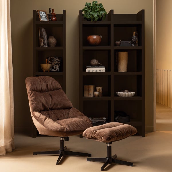 De Eekhoorn YARO DRAAIBARE FAUTEUIL MET HOCKER ESPRESSO