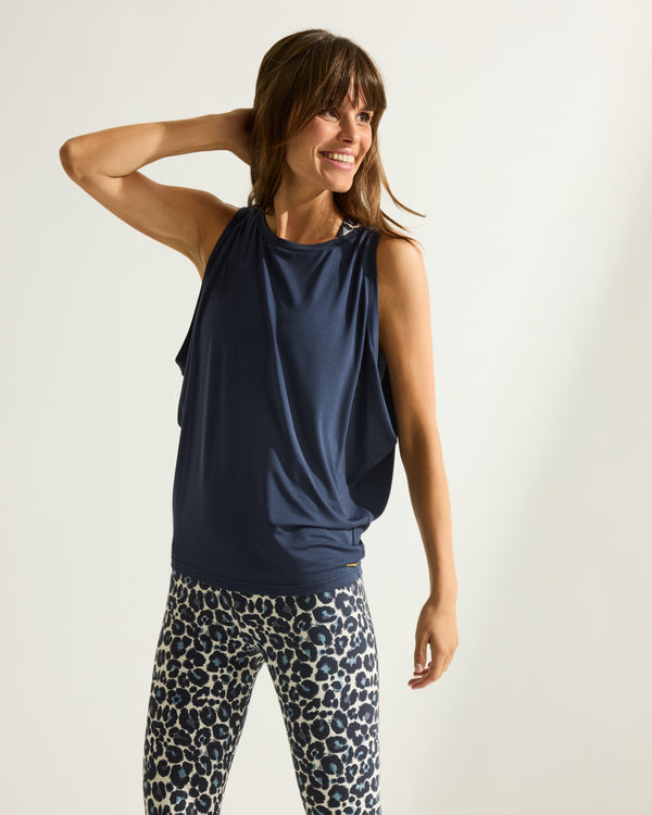 deblon sports Lily Top Navy