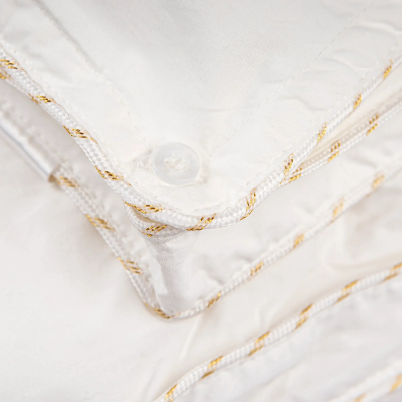 Dekbed Discounter Dekbed Gold Anti Allergisch - 4 Seizoenen