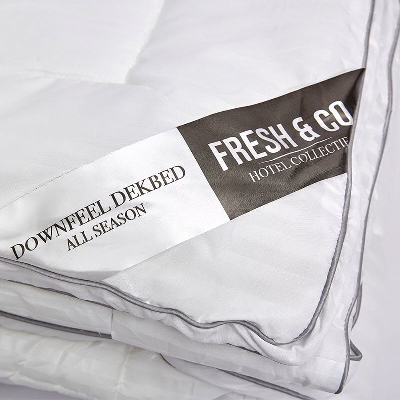 Dekbed Discounter Dekbed - Hotel Stripe Micro Dons - All-Season