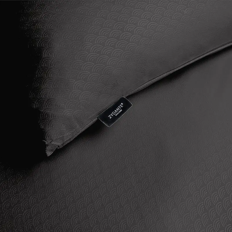 Dekbed Discounter Dekbedovertrek Embossed Rainbow - Zwart