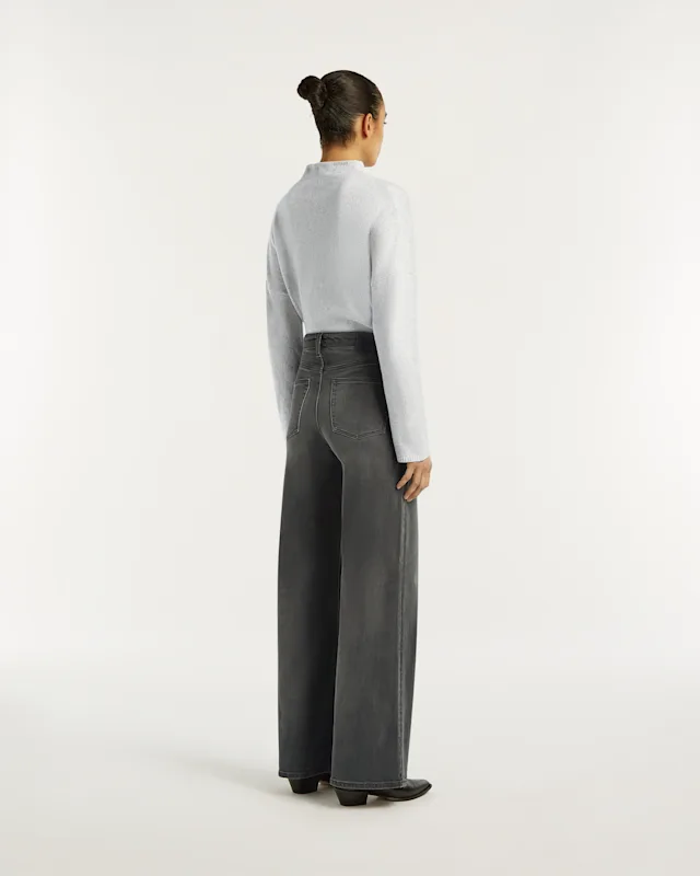 Denham MIKU Authentic Wash Grey - Wide Fit