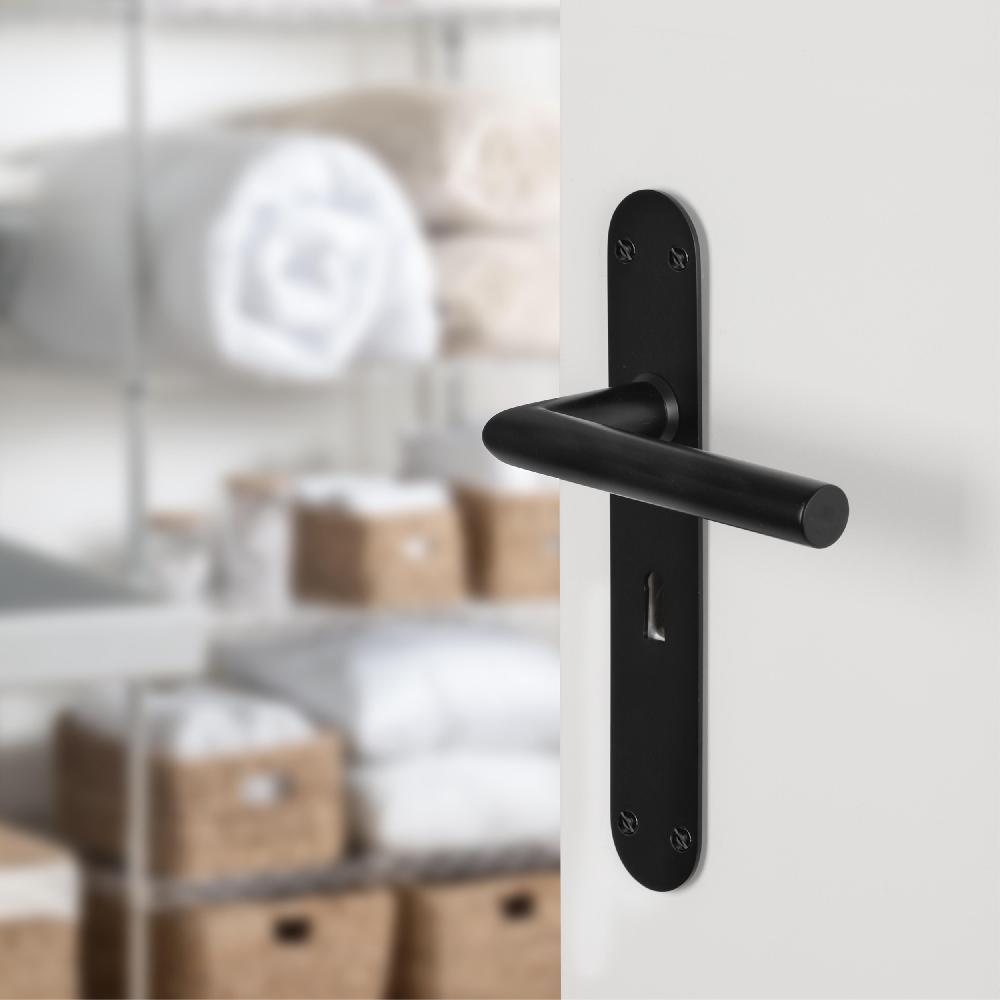 Differnz Differnz Amsterdam Deurkruk – Ovaal Schild – Blind – Slim – Zwart