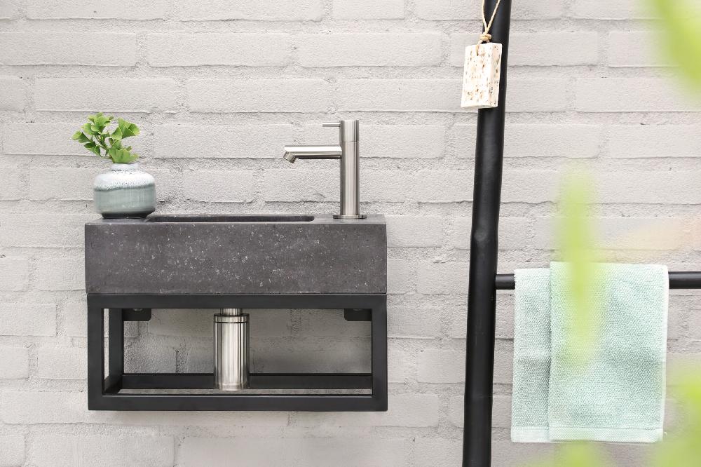 Differnz Differnz Fontein – Bombai Black – Natuursteen – 40 X 22 X 9 Cm