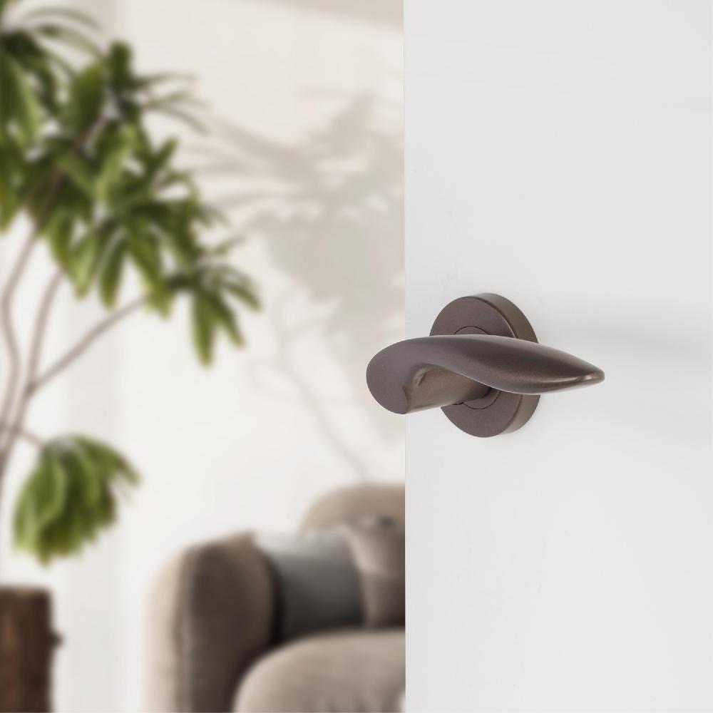 Differnz Differnz Groningen Deurkruk – Rond Rozet – Blind – Brons