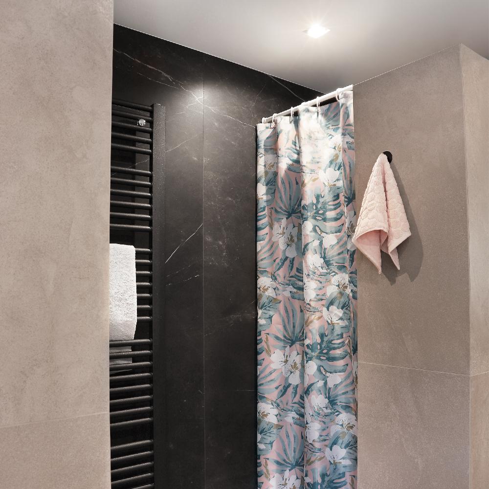 Differnz Differnz Round Douchestang – Om Vast Te Klemmen – Aluminium Veredeld – 75 X 125 Cm – Wit