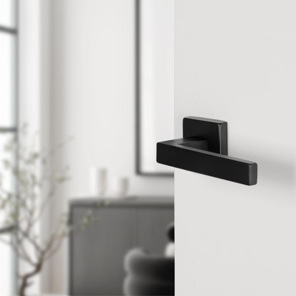 Differnz Differnz Tilburg Deurkruk – Vierkant Rozet – Blind – Zwart