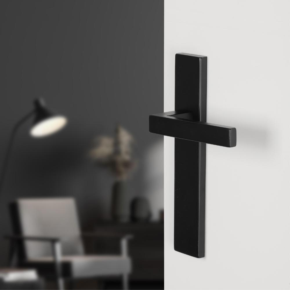 Differnz Differnz Tilburg Deurkruk – Vierkant Schild – Blind – Zwart