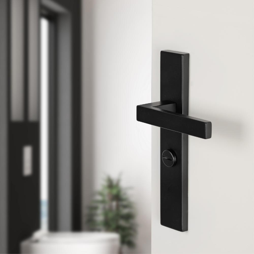 Differnz Differnz Tilburg Deurkruk – Vierkant Schild – WC 63 Mm – Zwart