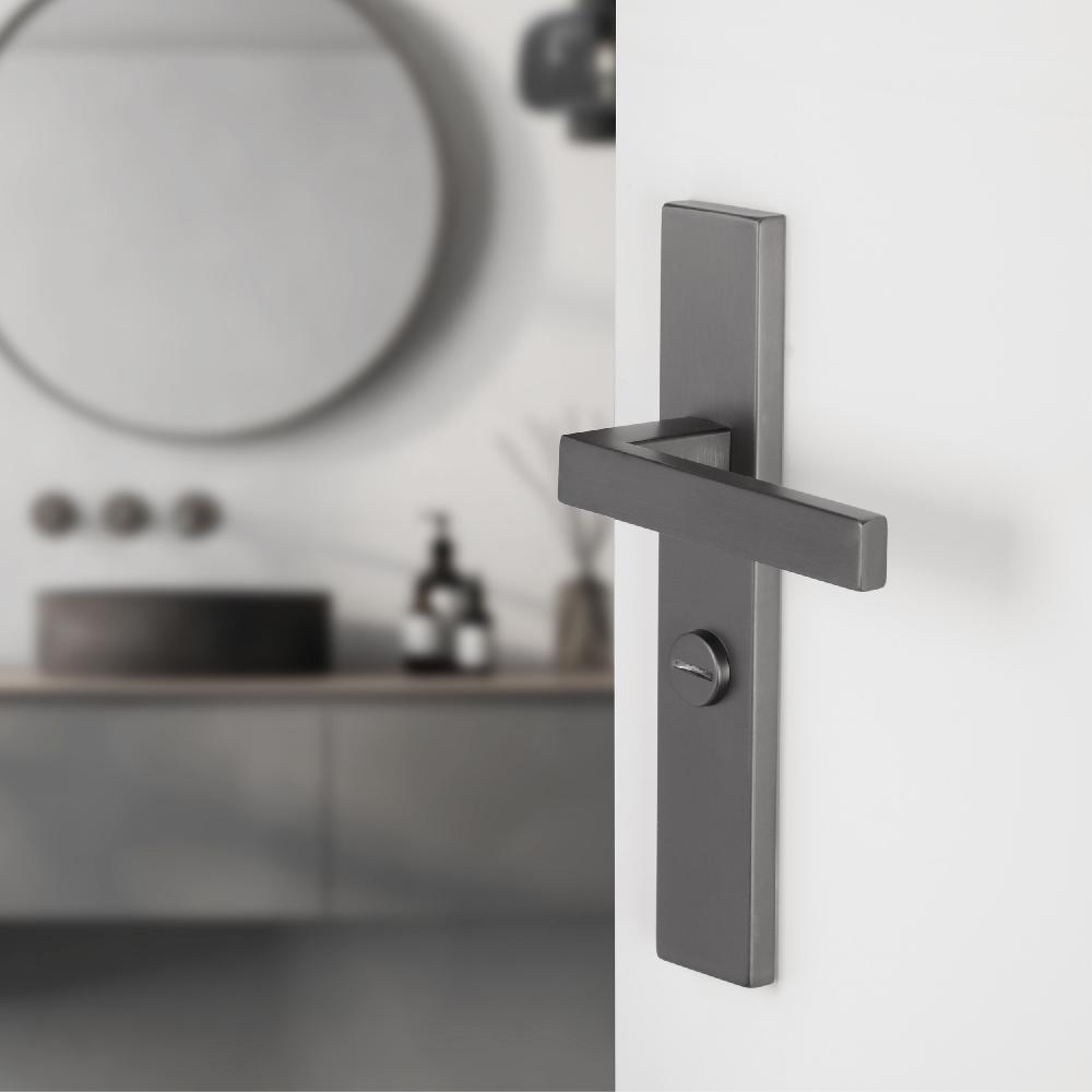 Differnz Differnz Tilburg Deurkruk – Vierkant Schild – WC 63 Mm – Gun Metal