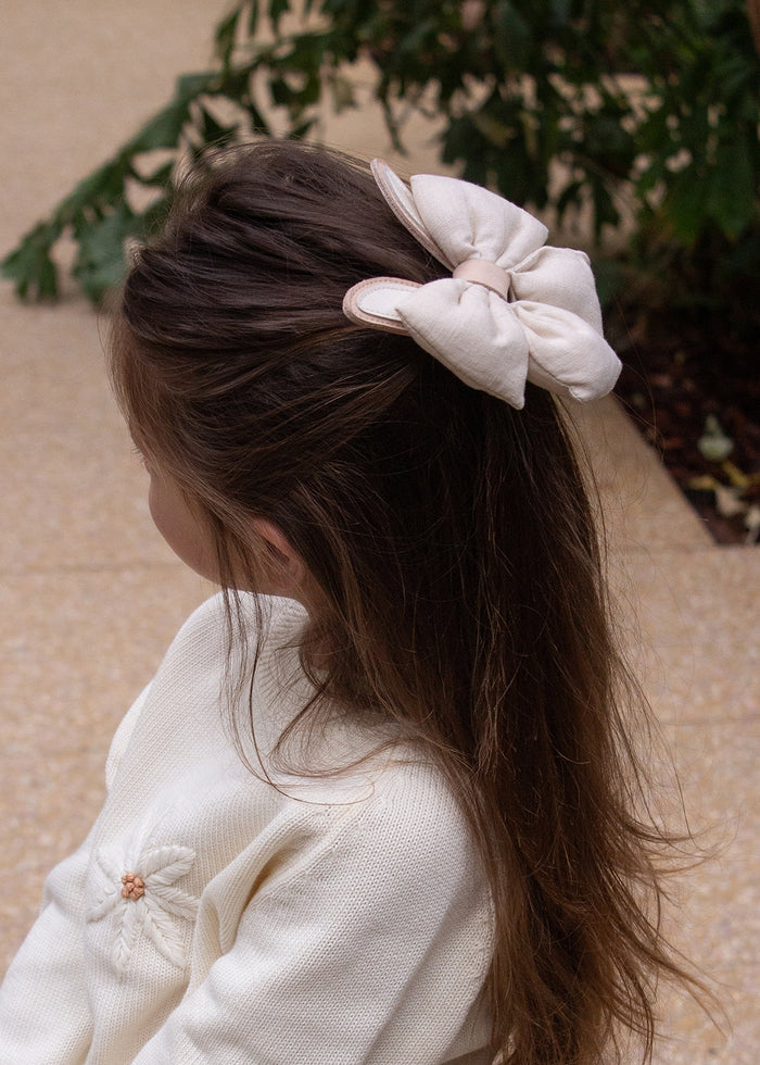 Donsje Cairie Clip | Bunny | Powder Linen Laces