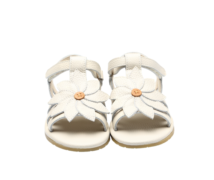 Donsje Iles Fields Sandals | Daisy | Off White Leather