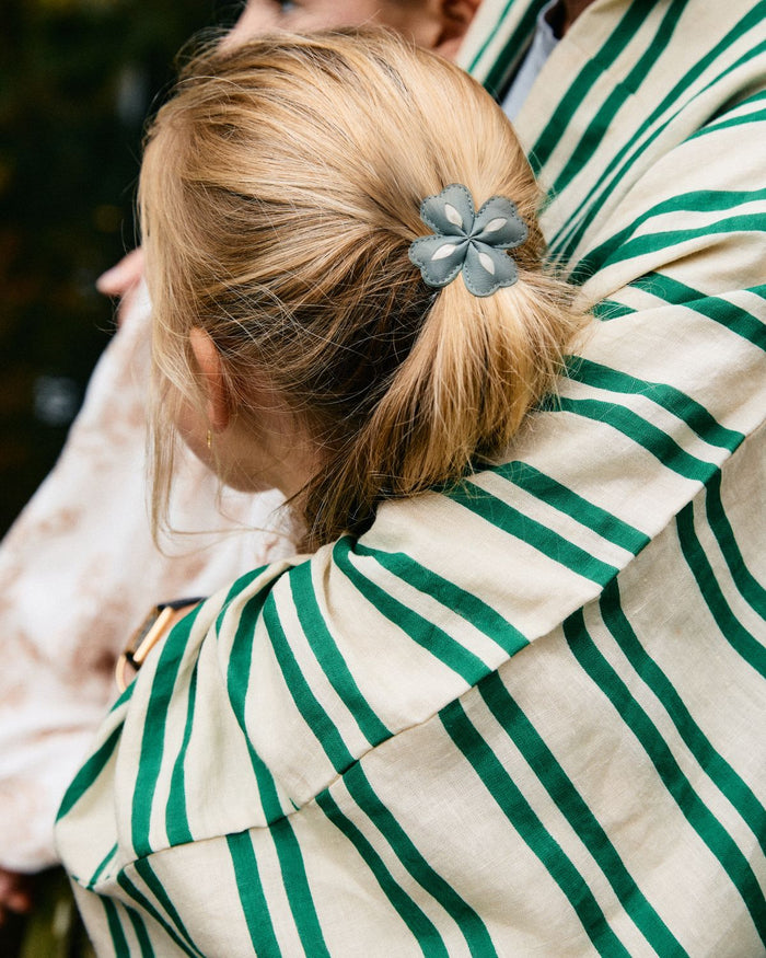 Donsje Lucky Puff Clip | Green Bay Leather