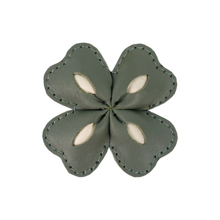 Donsje Lucky Puff Clip | Green Bay Leather