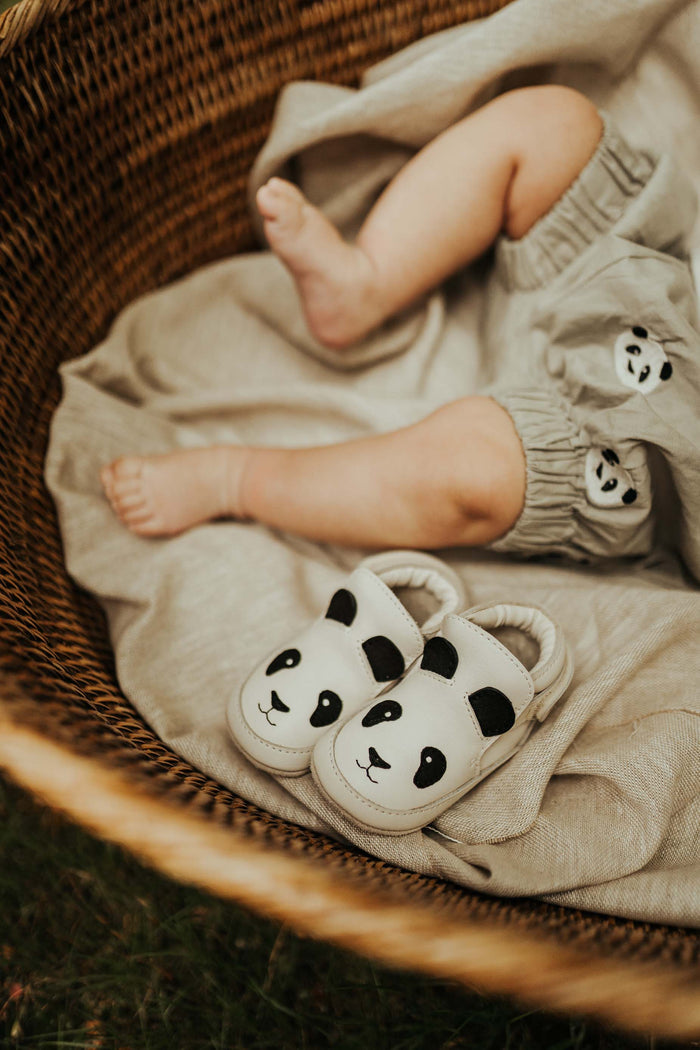 Donsje Morris Sneakers | Panda | Off White Leather