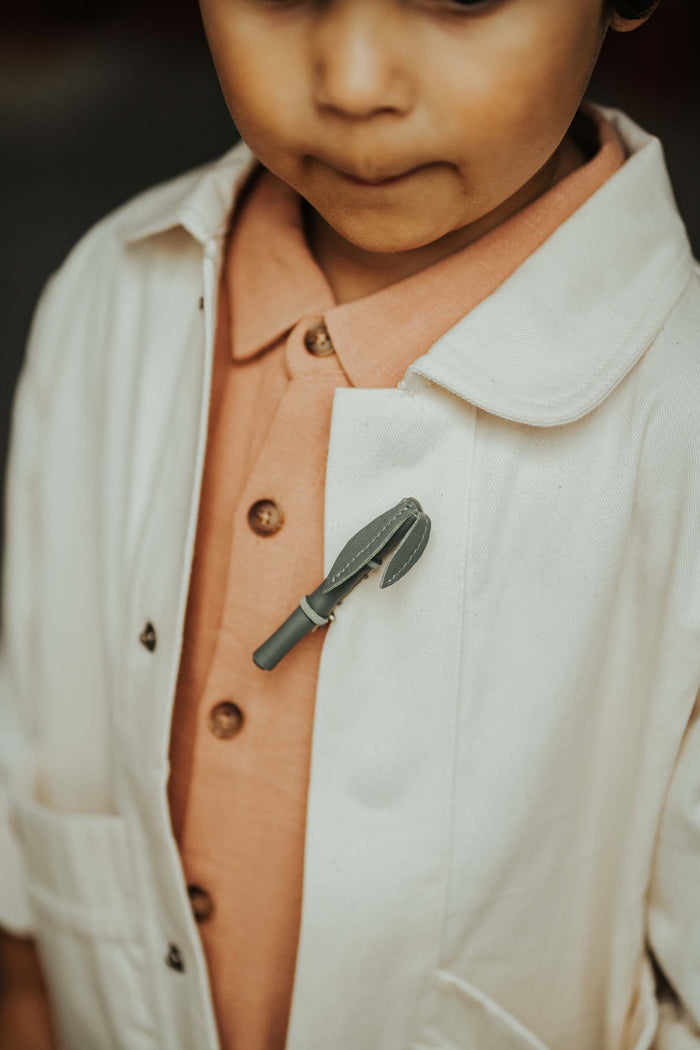 Donsje Sina Clip | Bamboo | Green Bay Leather