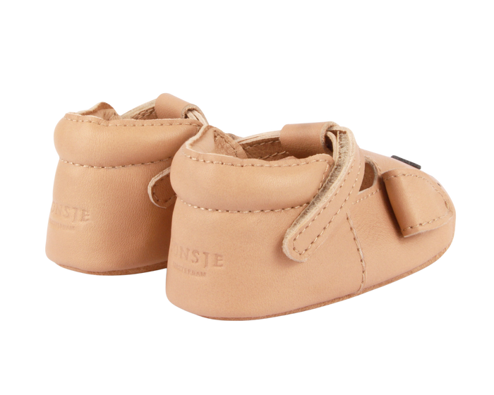 Donsje Spark Classic Shoes | Dog | Truffle Nubuck