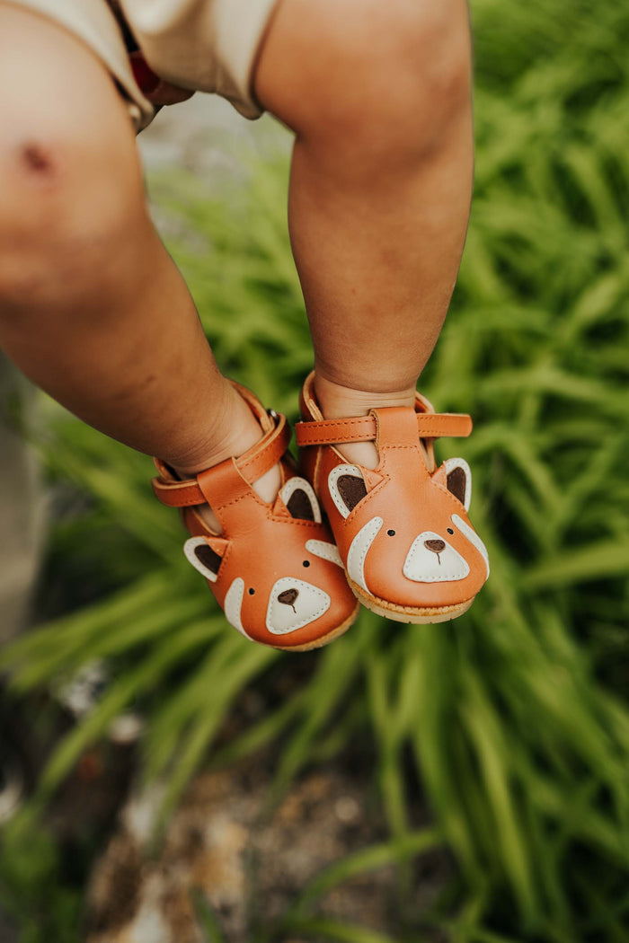 Donsje Spark Special Shoes | Red Panda | Maple Leather