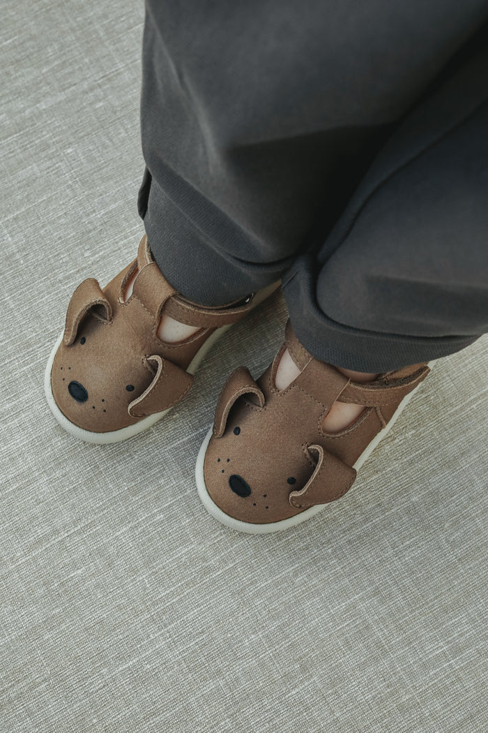 Donsje Zazo Classic Shoes | Dog | Truffle Nubuck
