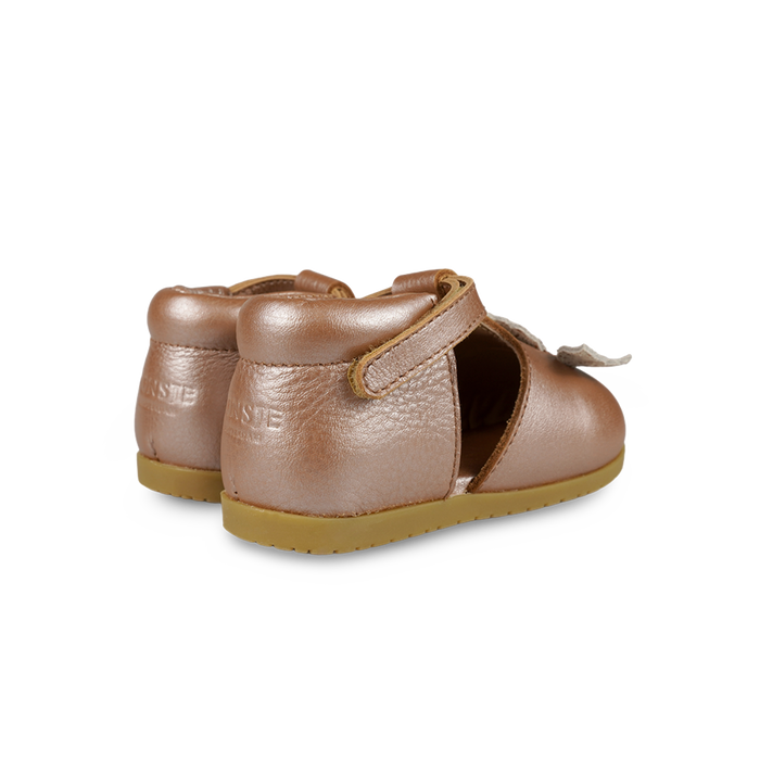 Donsje Zunu Shoes | Gold Fish | Clay Metallic Leather