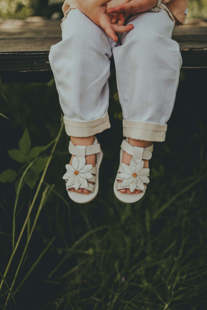 Donsje Jiles Fields Sandals | Daisy | Off White Leather