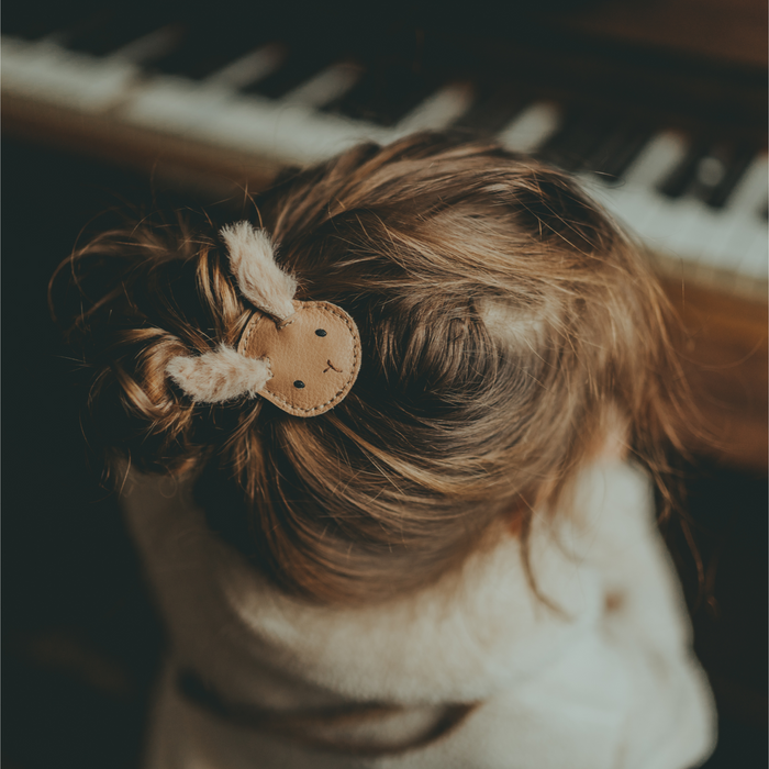 Donsje Josy Exclusive Hair Tie | Fluffy Bunny | Light Rust Leather