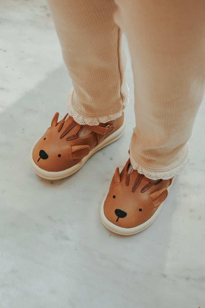 Donsje Zazo Classic Shoes | Tiger | Camel Classic Leather