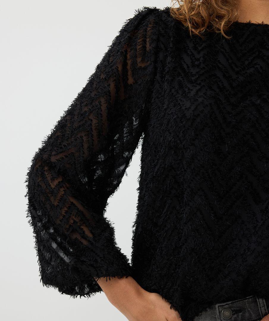 Esqualo Blouse R/neck Fluffy Zigzag Plumetis