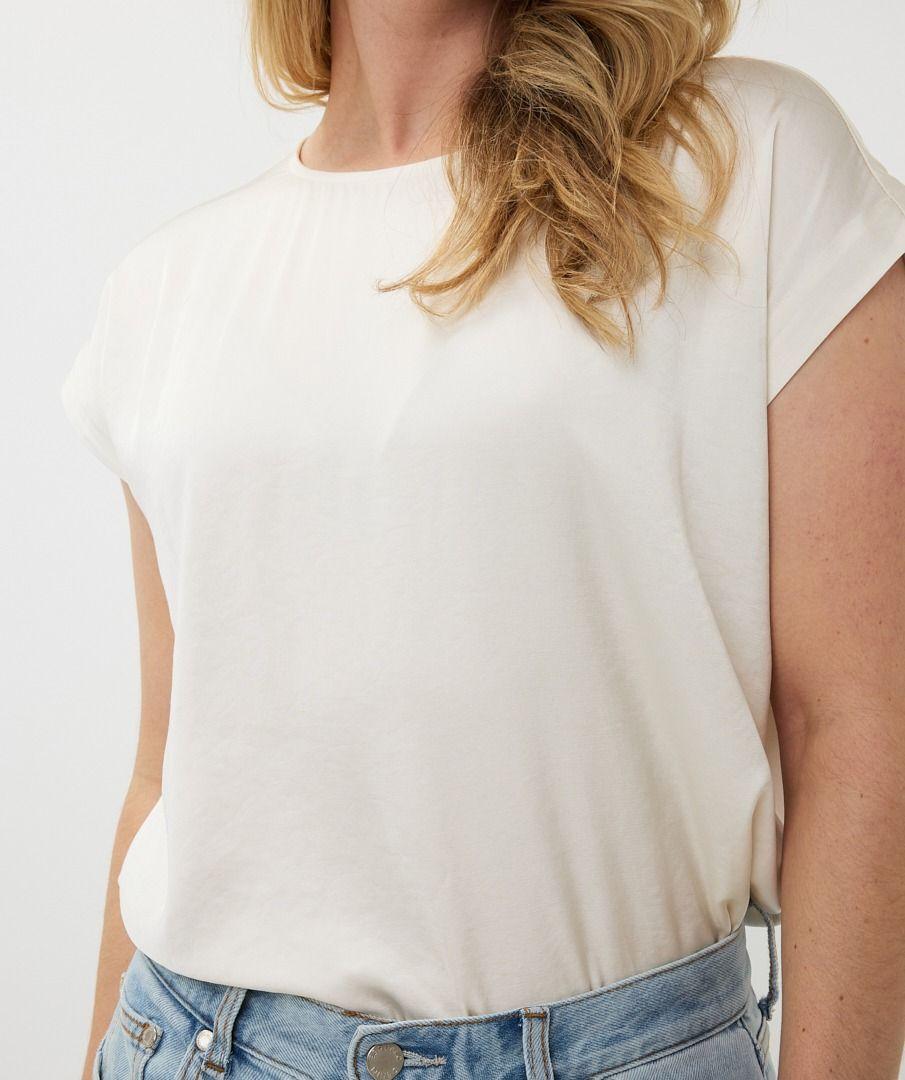 Esqualo Blouse R-neck Satin Look